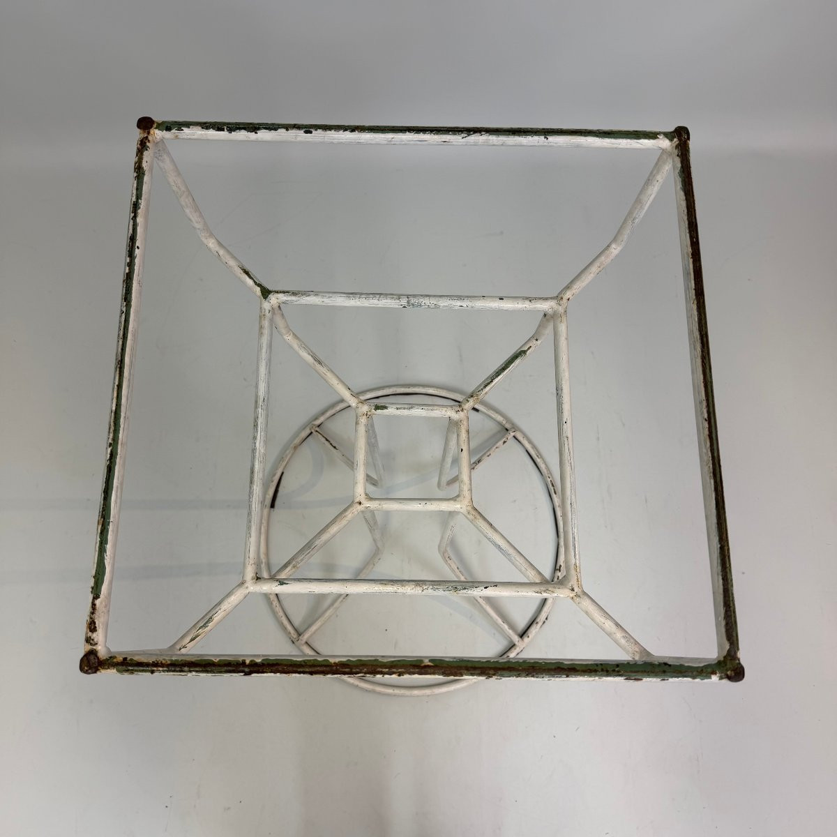 Plant Stand -photo-2