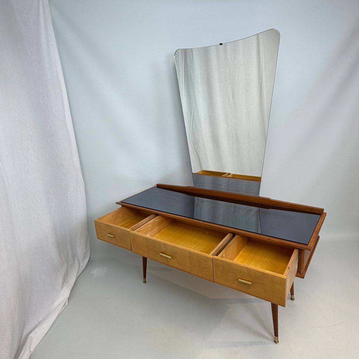 Mid-century Dressing Table With Mirror-photo-3