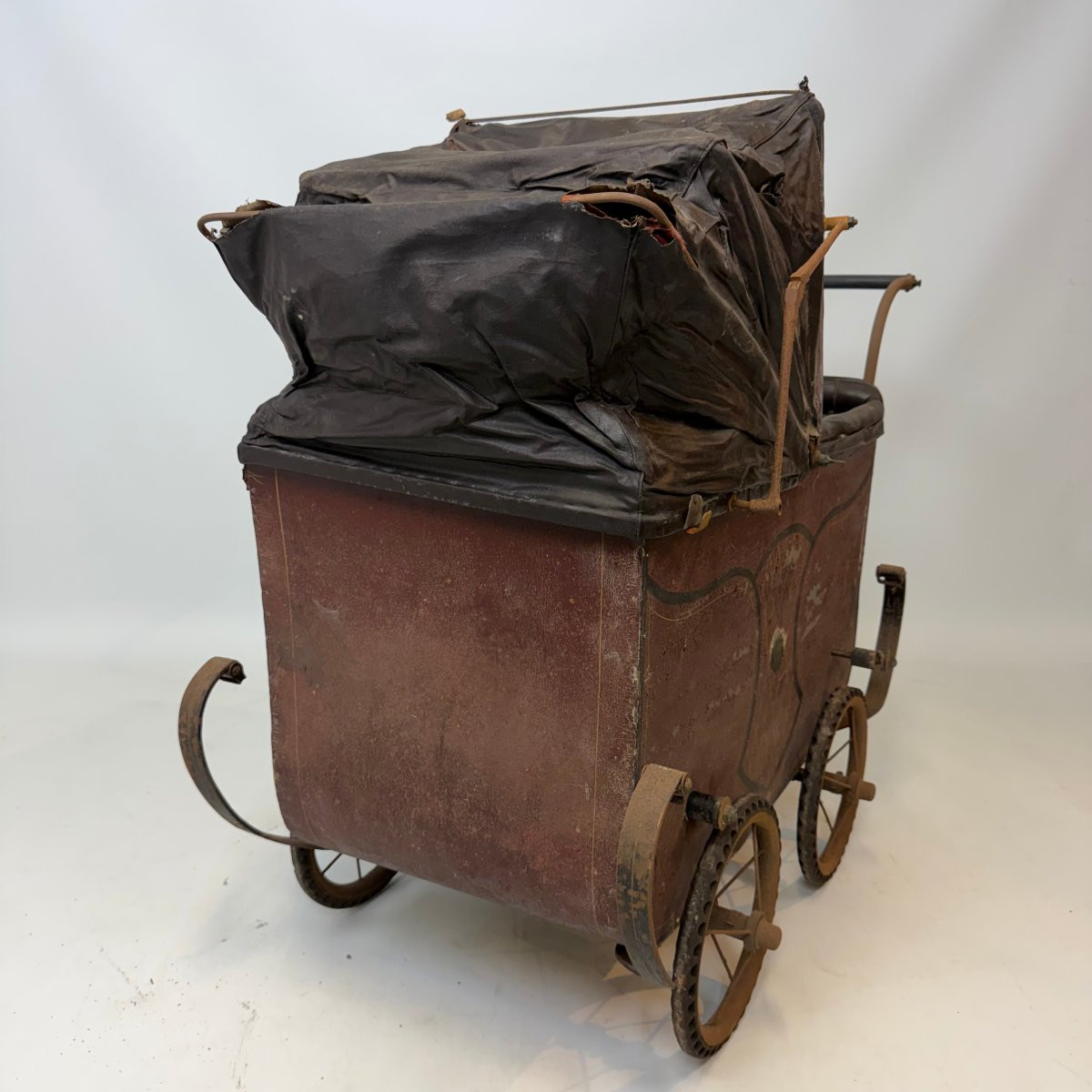 Antique Stroller -photo-3