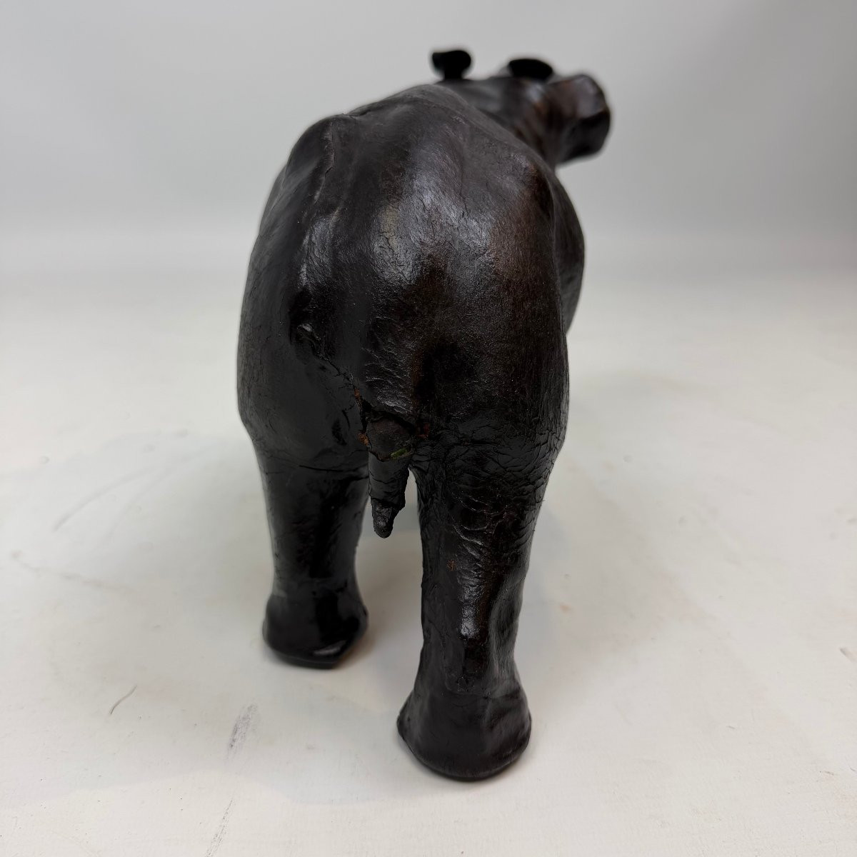 Hippopotame en cuir du milieu du siècle -photo-8