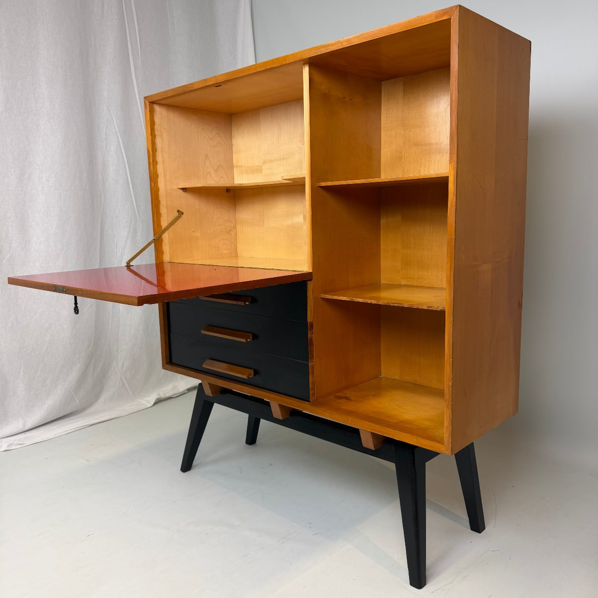 Mid-century Modern High Sideboard-photo-1