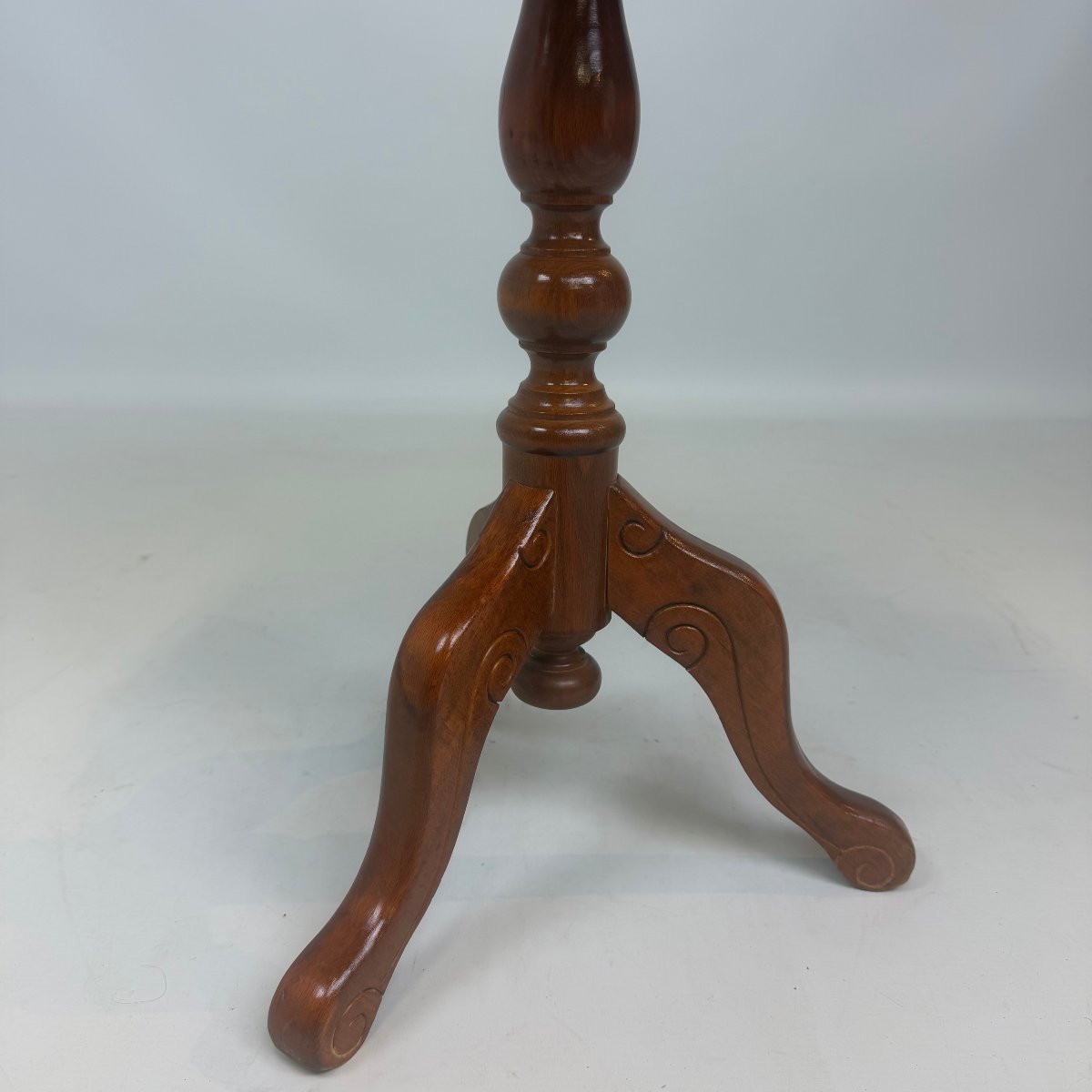 Tripod Side Table With Marquetry Top-photo-4