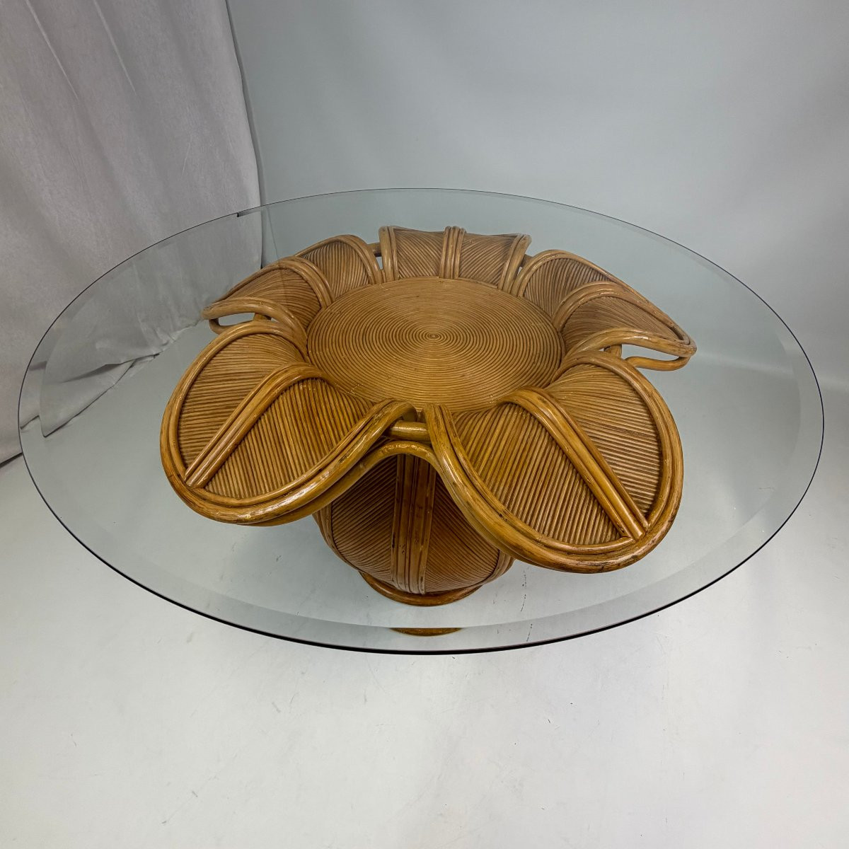 Table à manger Lotus attribuée à Vivai del Sud-photo-2