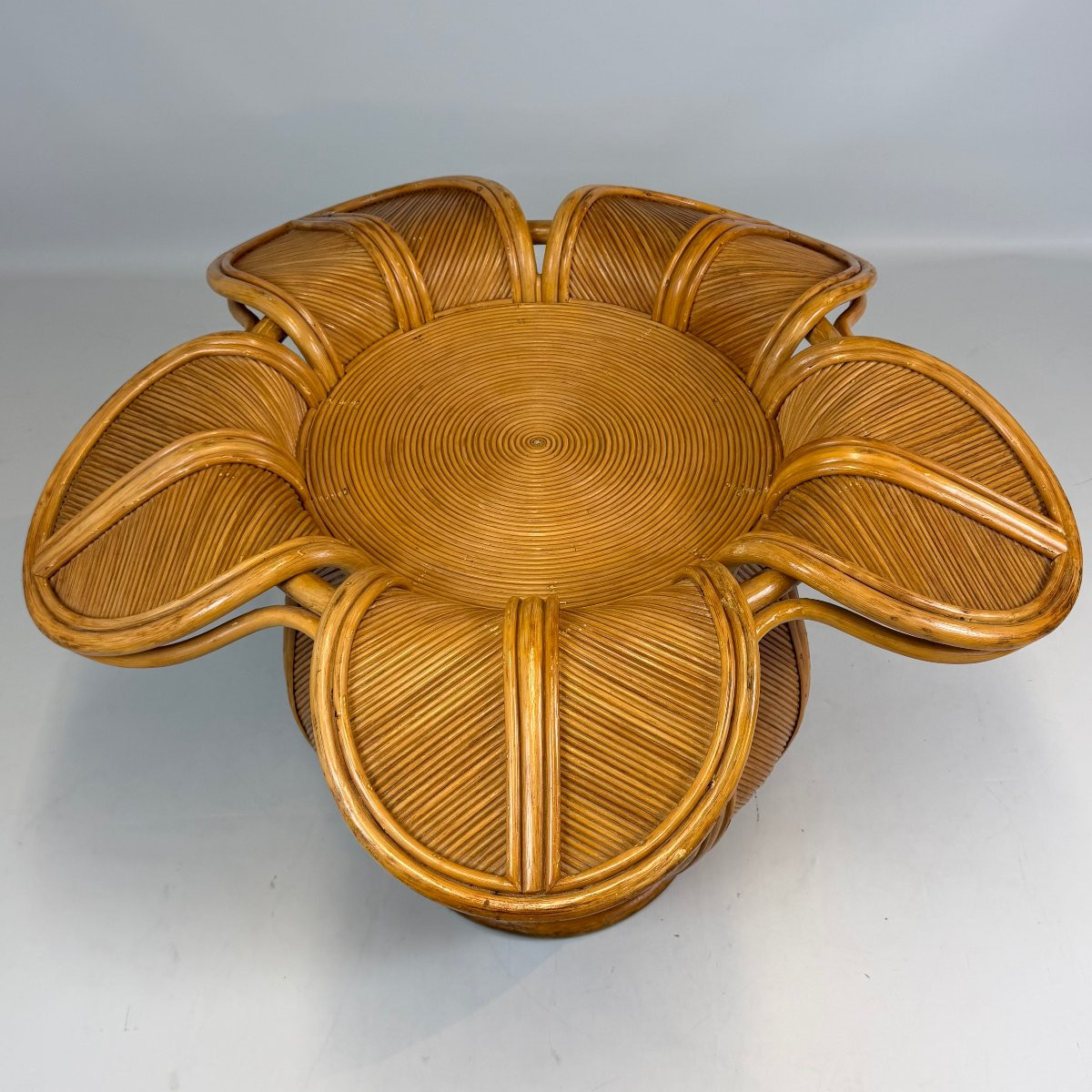 Table à manger Lotus attribuée à Vivai del Sud-photo-4