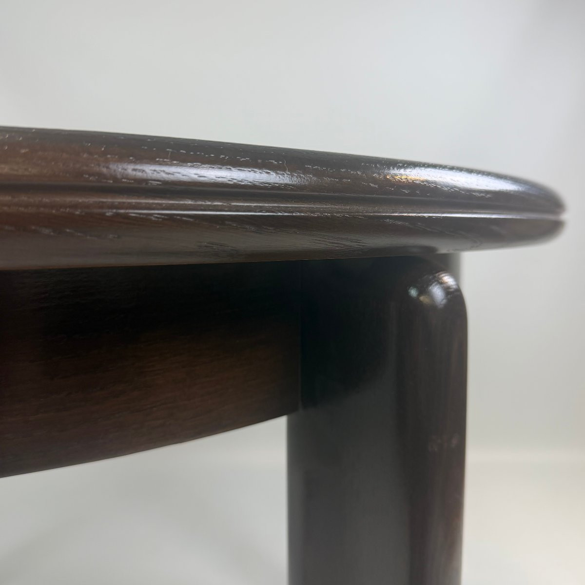 Mid-century Modern Style Extendable Round Table-photo-3