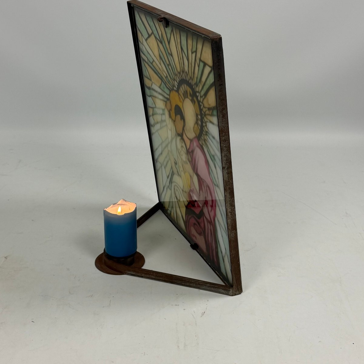 Composition moderne représentant la Vierge à l'Enfant sur verre -photo-8