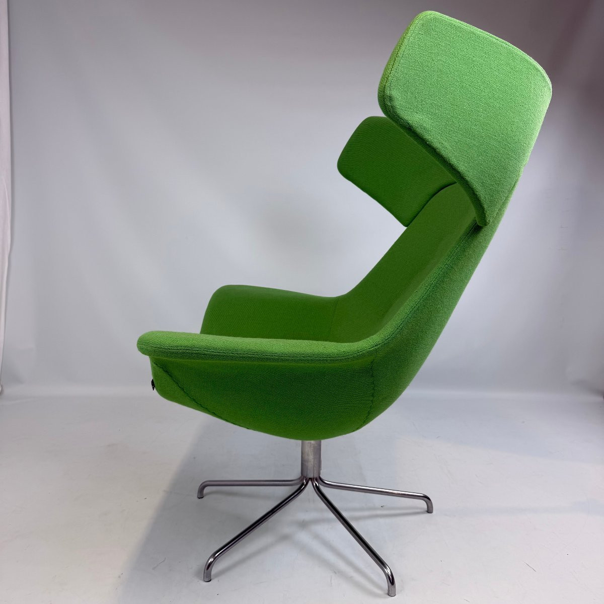 Fauteuil Oyster par Michael Sodeau pour Offecct -photo-3