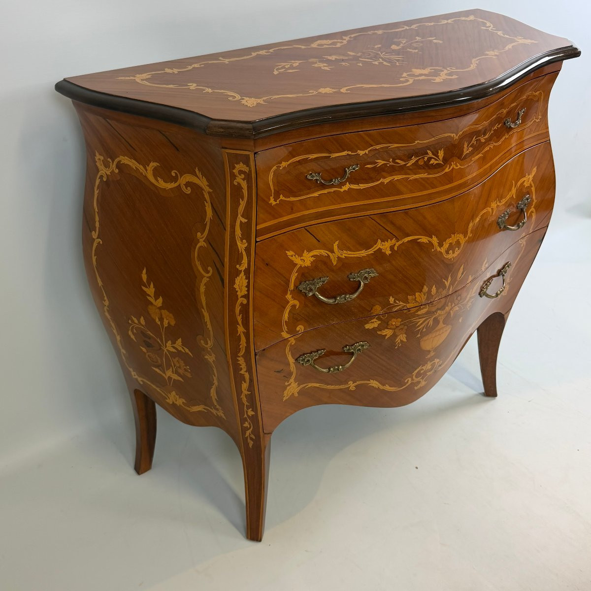 Commode de style Louis XV -photo-3