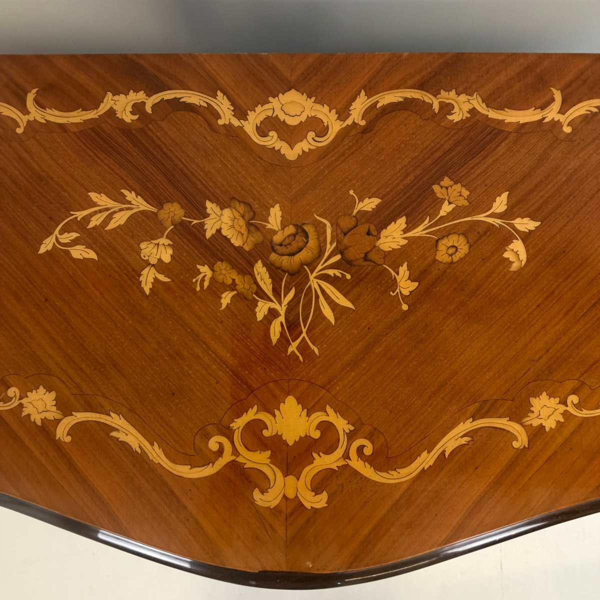 Commode de style Louis XV -photo-8