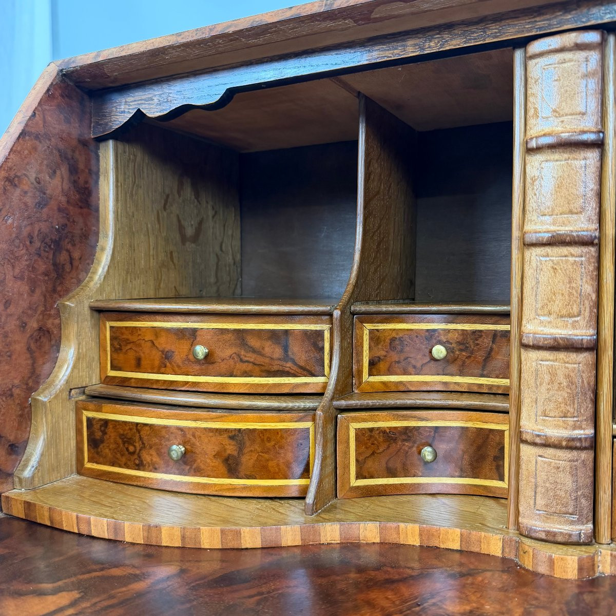 Secretaire néerlandaise de style Louis XV -photo-4
