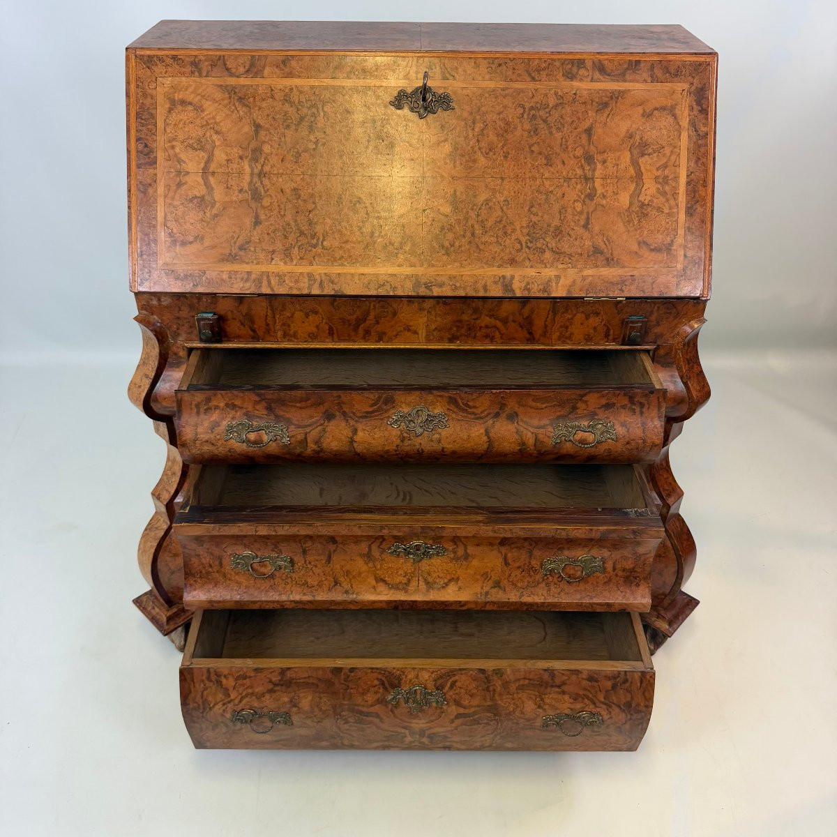 Secretaire néerlandaise de style Louis XV -photo-2