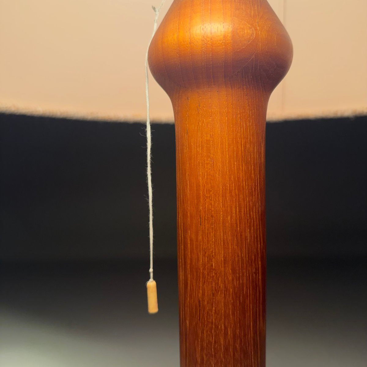 Lampe de table en teck par Domus -photo-1