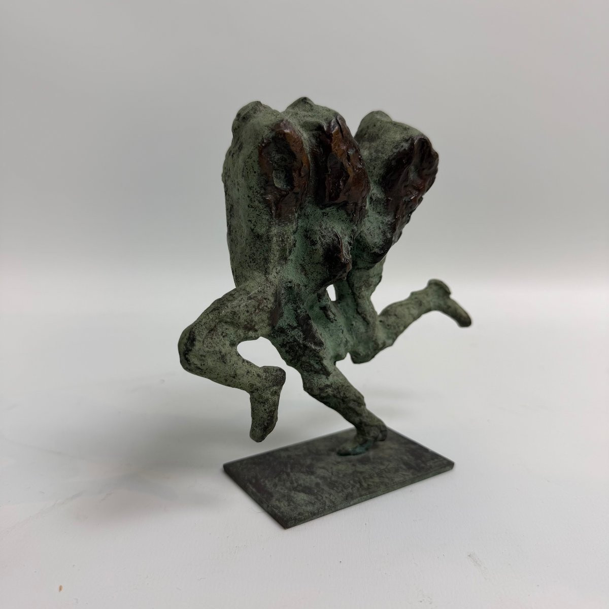 Sculpture en bronze « Trois coureurs » de Jan Desmarets -photo-1