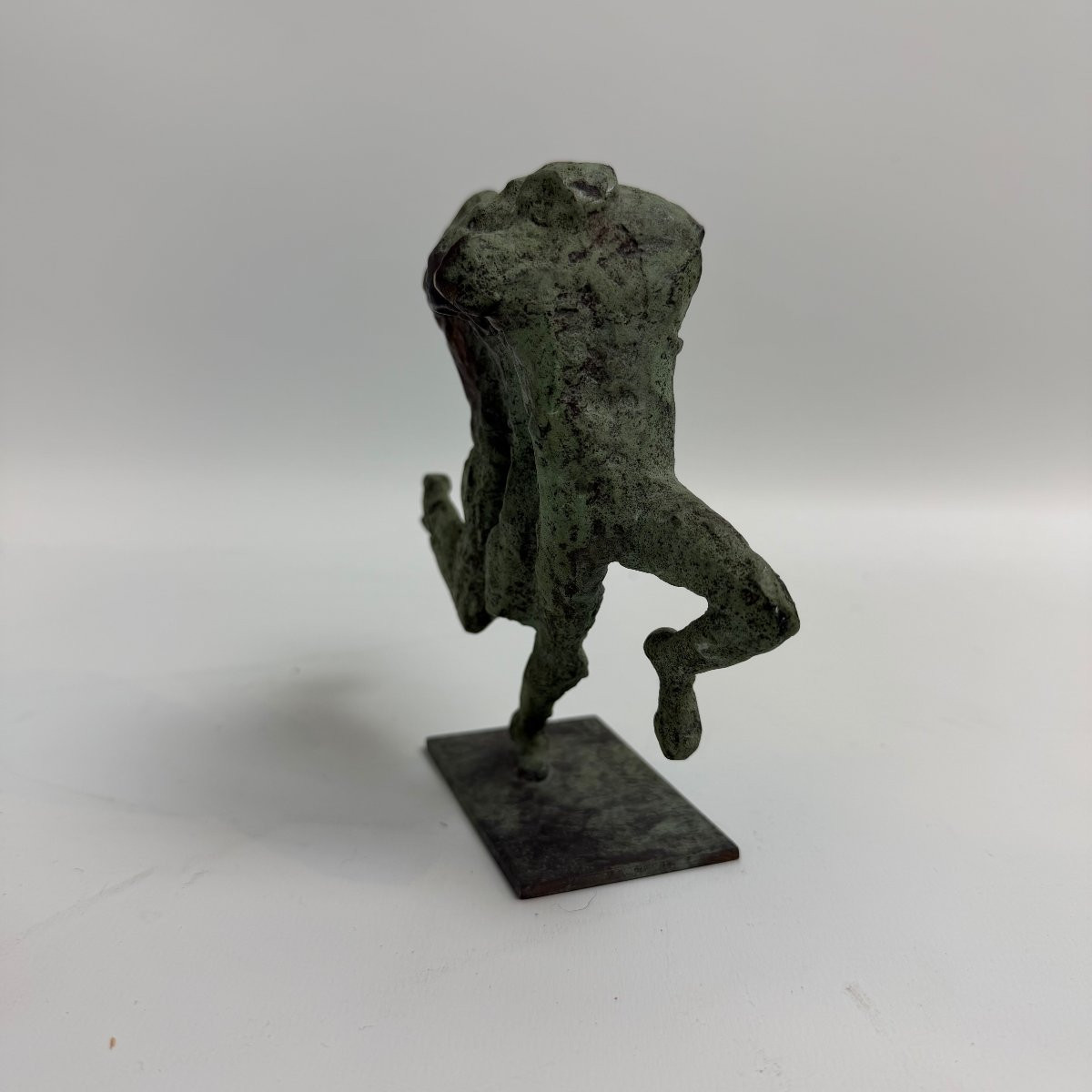Sculpture en bronze « Trois coureurs » de Jan Desmarets -photo-3