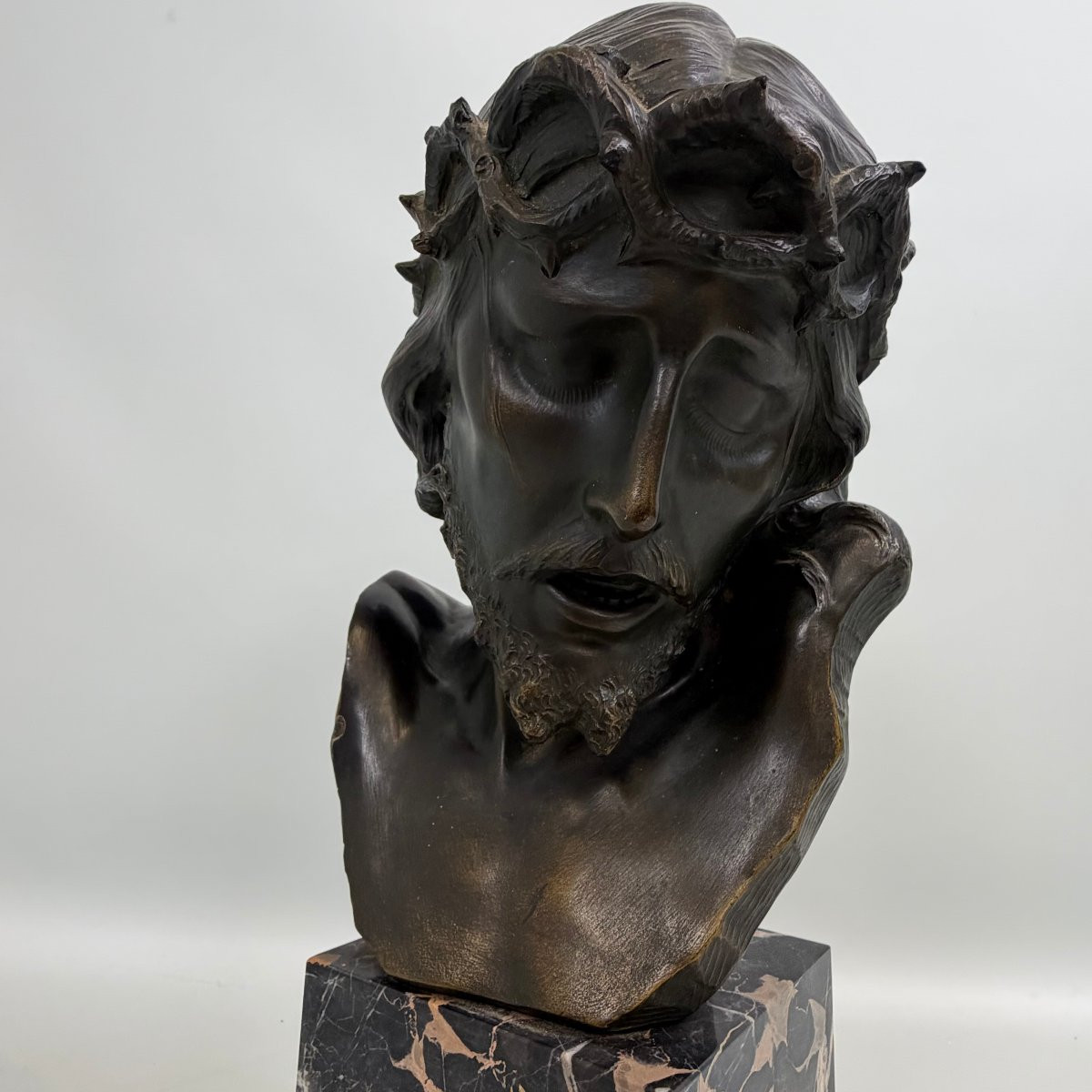 Buste du Christ par Ricardo Aurili -photo-4