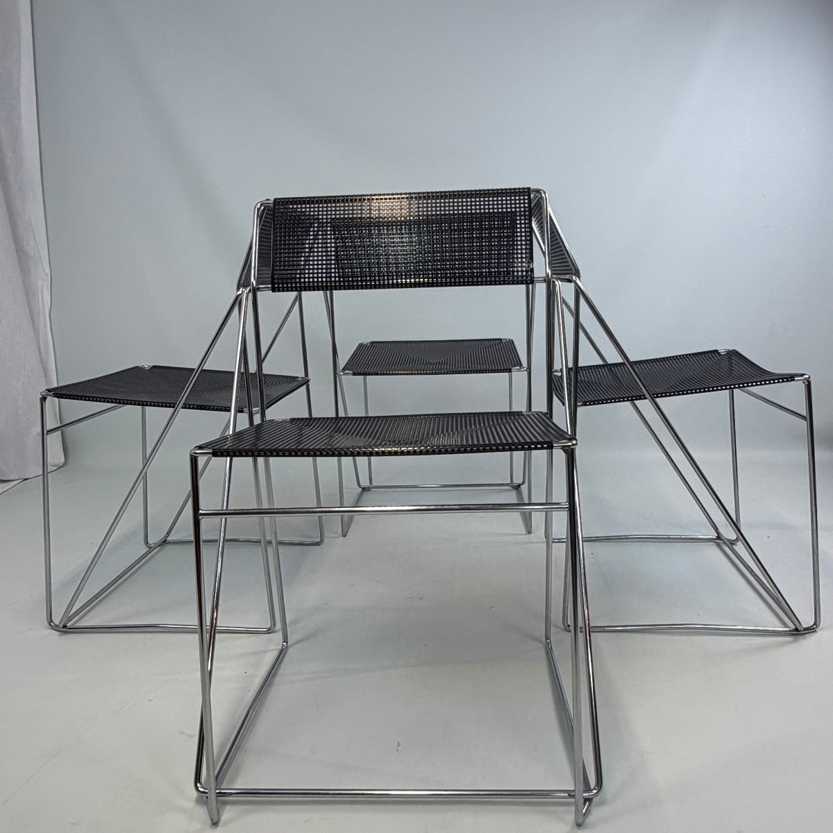 Chaises Nuova X-line de Niels Jorgen Haugesen pour Hybodan -photo-4