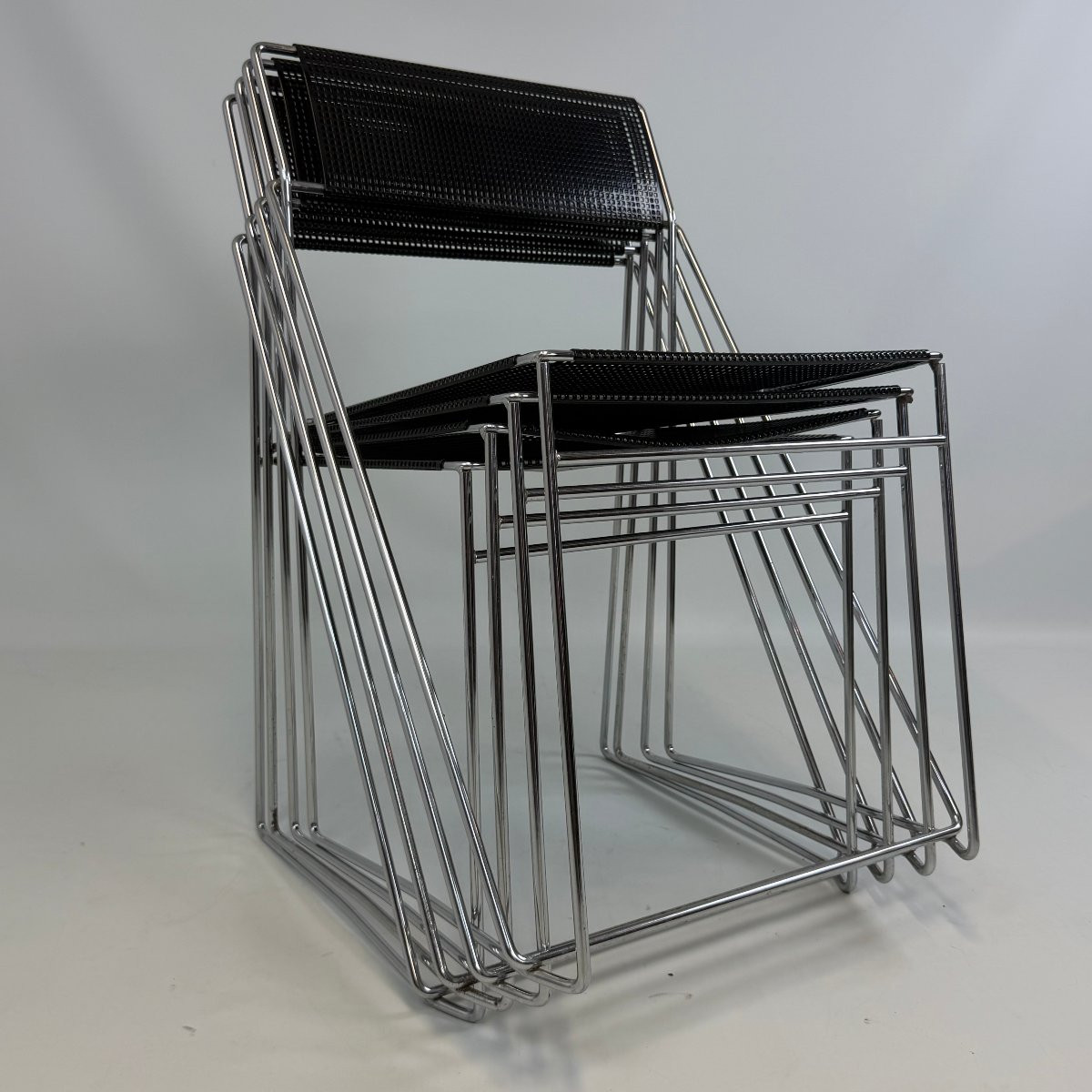 Chaises Nuova X-line de Niels Jorgen Haugesen pour Hybodan -photo-6