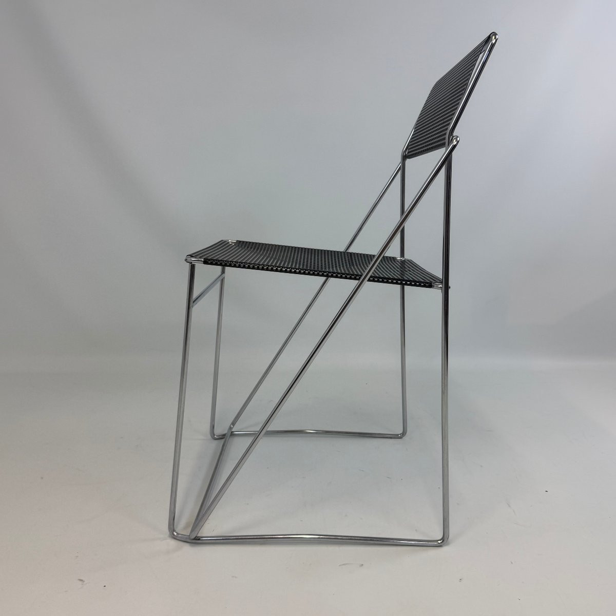 Chaises Nuova X-line de Niels Jorgen Haugesen pour Hybodan -photo-7