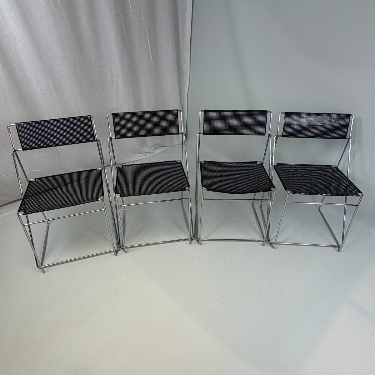 Chaises Nuova X-line de Niels Jorgen Haugesen pour Hybodan -photo-8