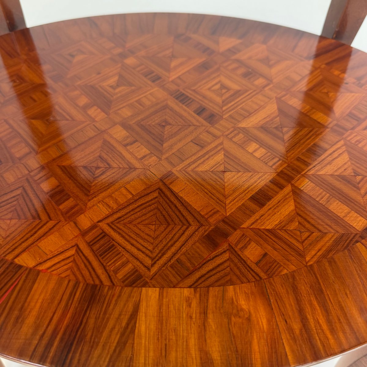 Table d'appoint avec médaillons en céramique de style Louis XV -photo-6