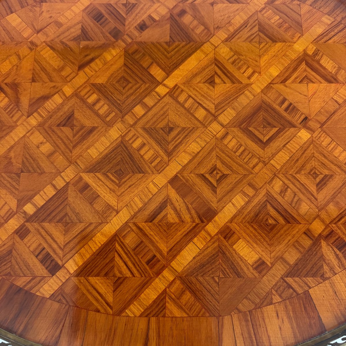 Table d'appoint avec médaillons en céramique de style Louis XV -photo-7