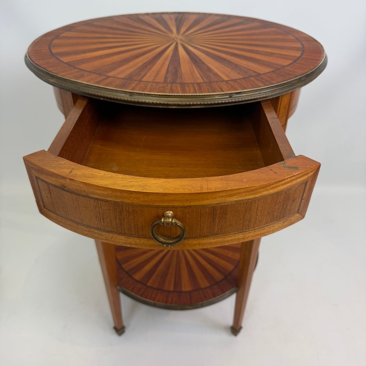 Marquetry Bouillotte Table-photo-1