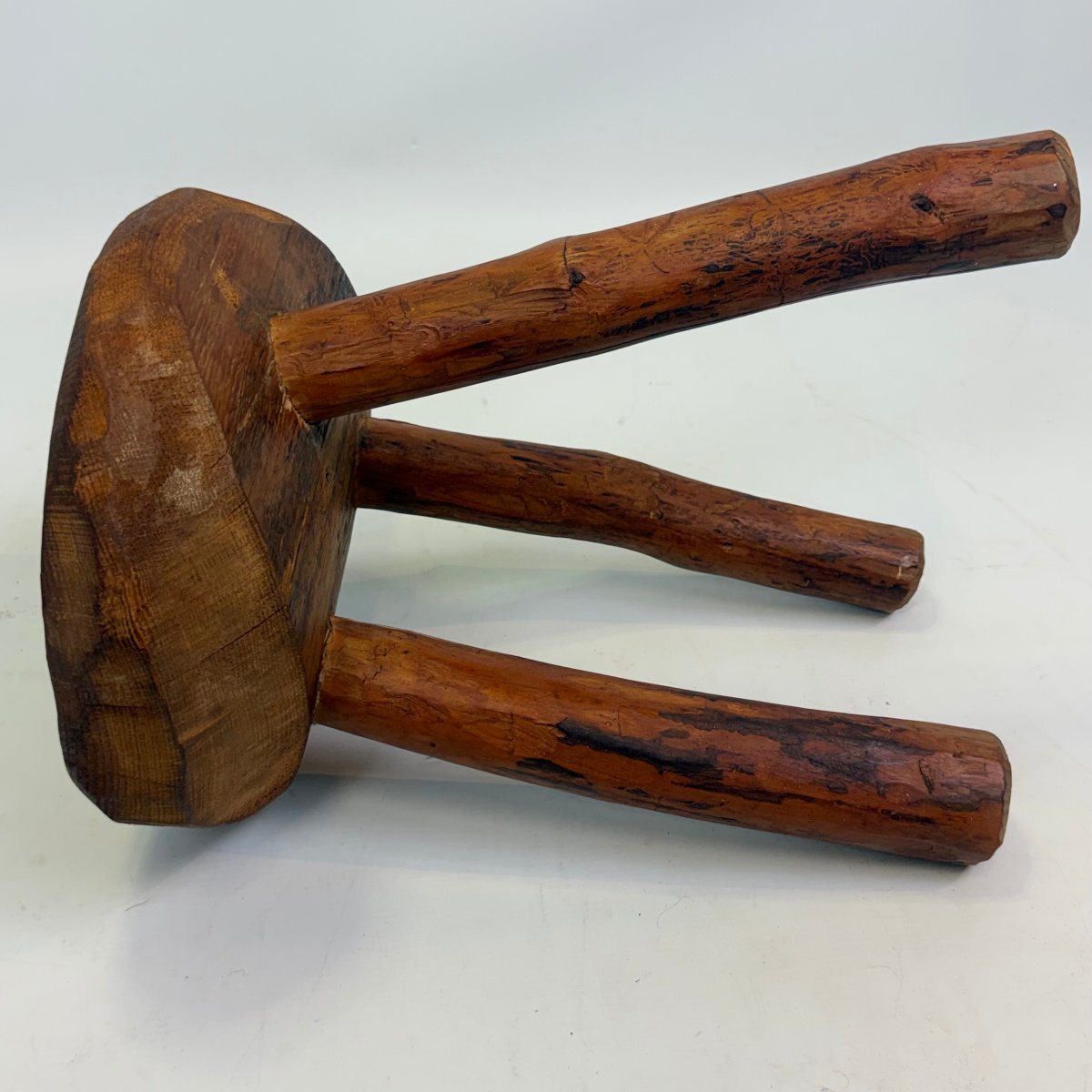 Brutalist-style Tripod Stool-photo-4