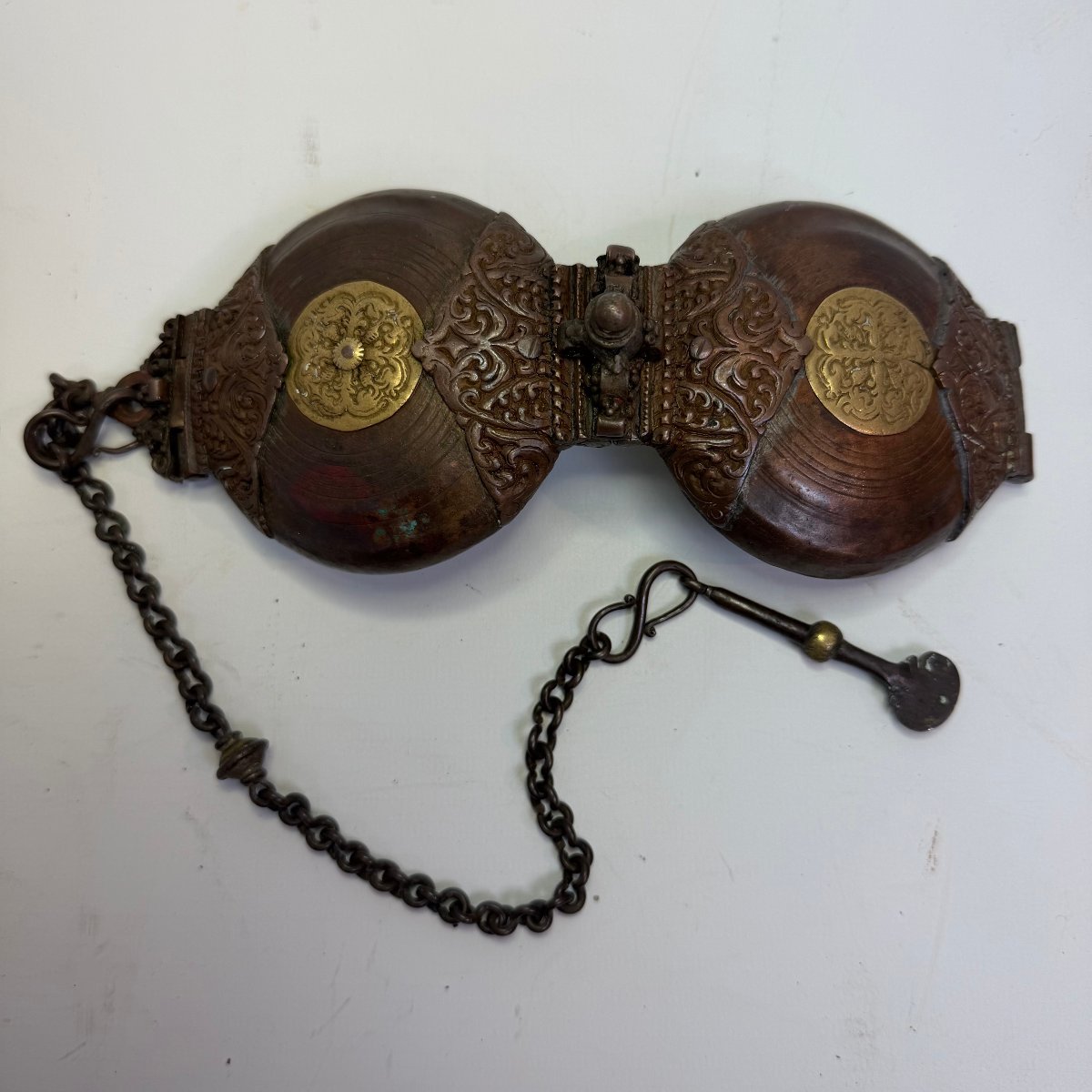 Antique Bronze "killotaya" Lime Container-photo-1