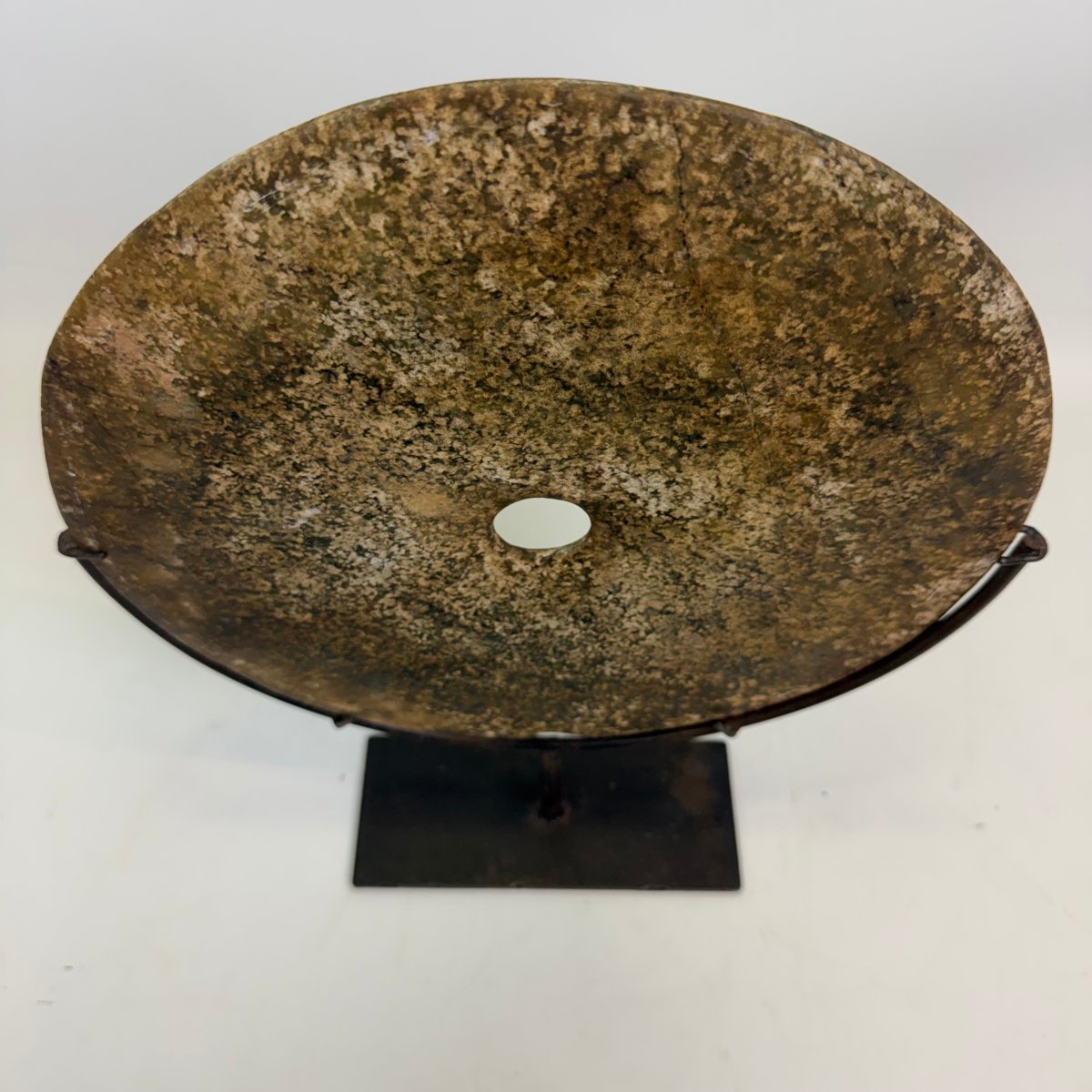 Disque chinois archaïque «bi » en jade-photo-3