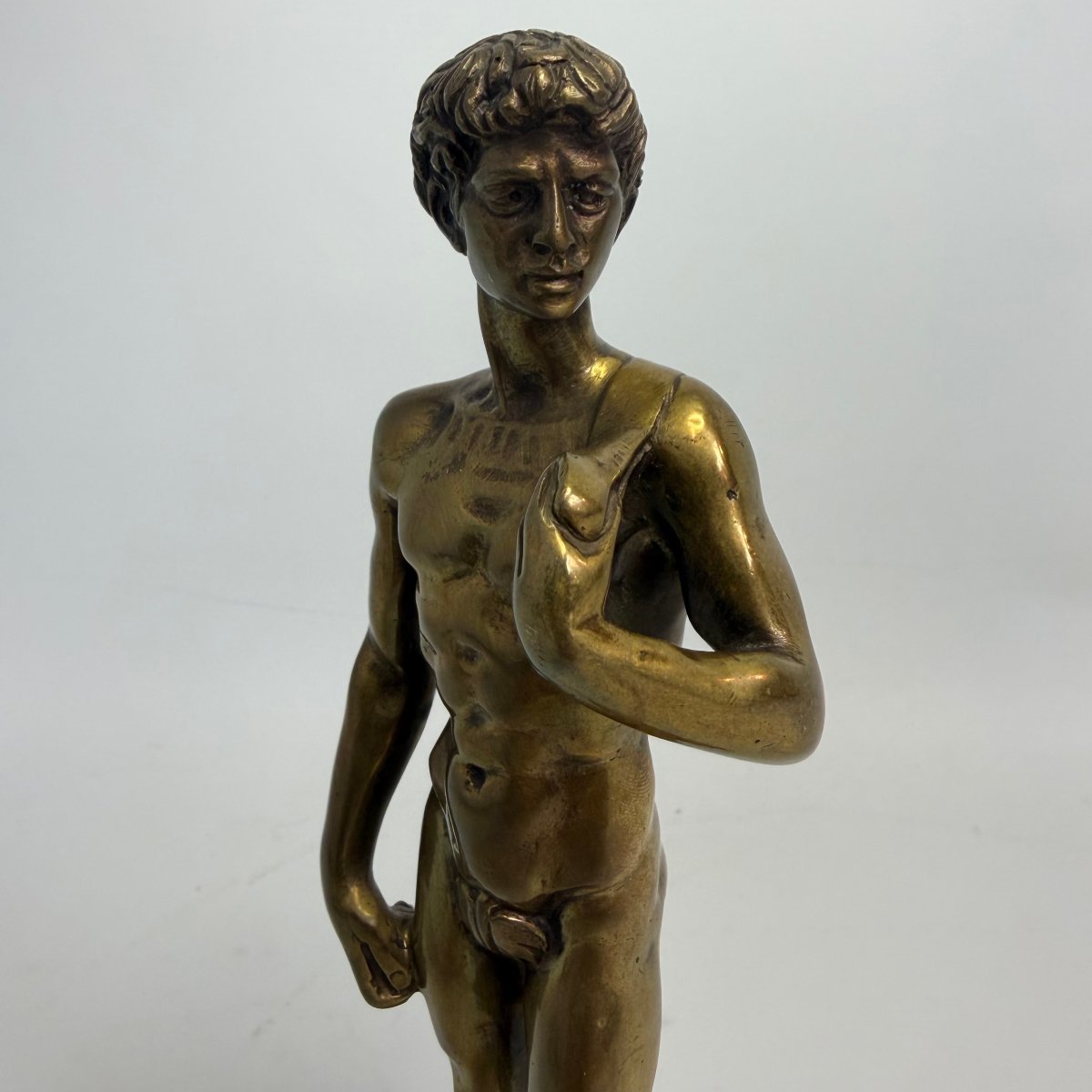 Statue de David en laiton sur socle de marbre  -photo-6