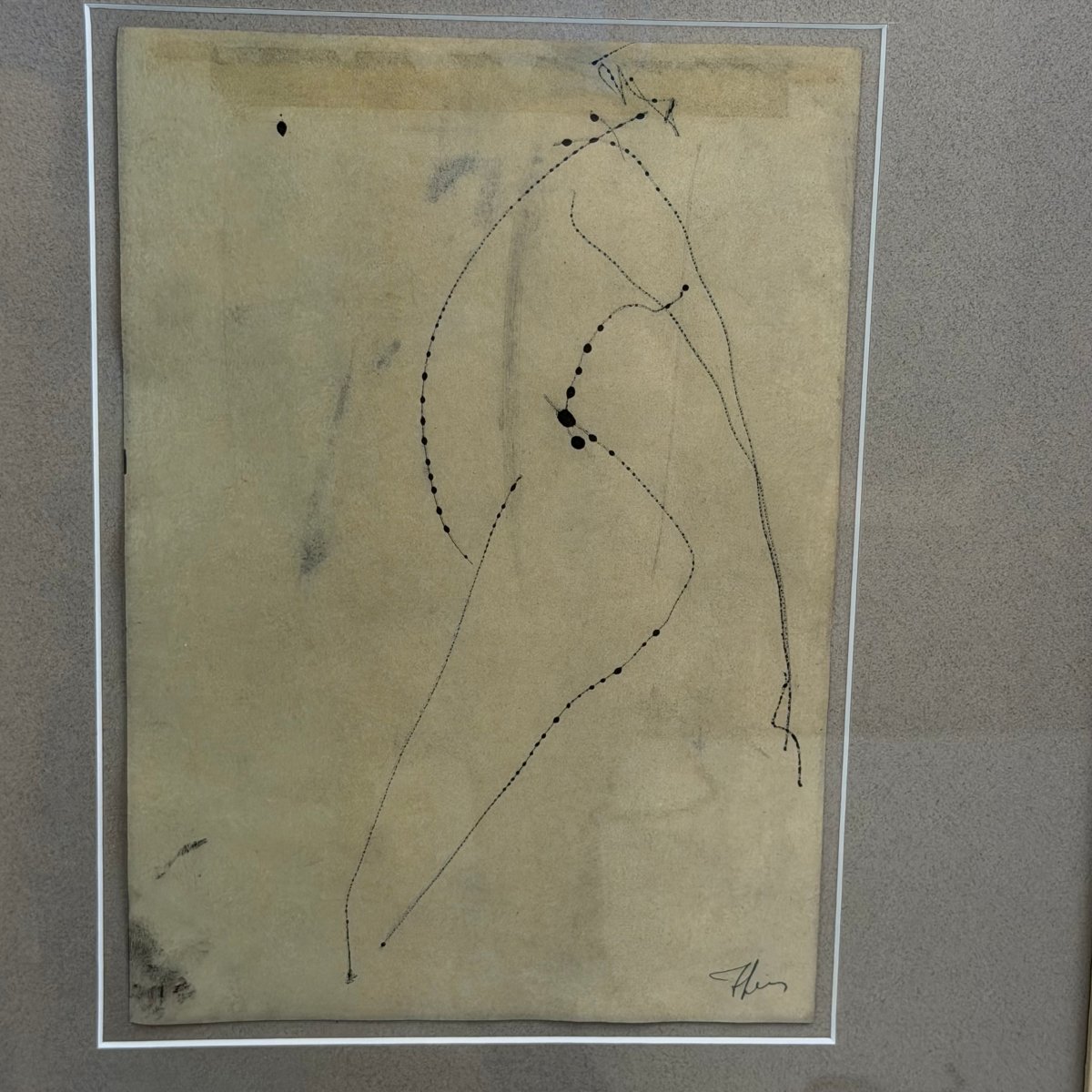 Composition d'esquisses de silhouettes féminines sur papier-photo-4