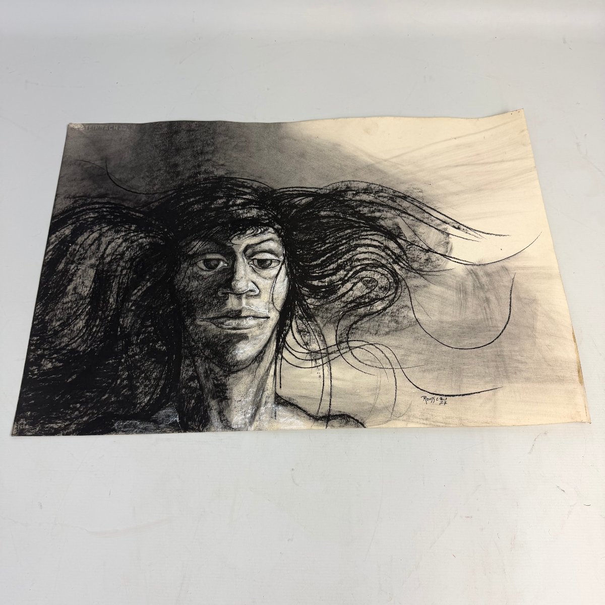 Fusain sur papier d'Alain Rousseau -photo-1