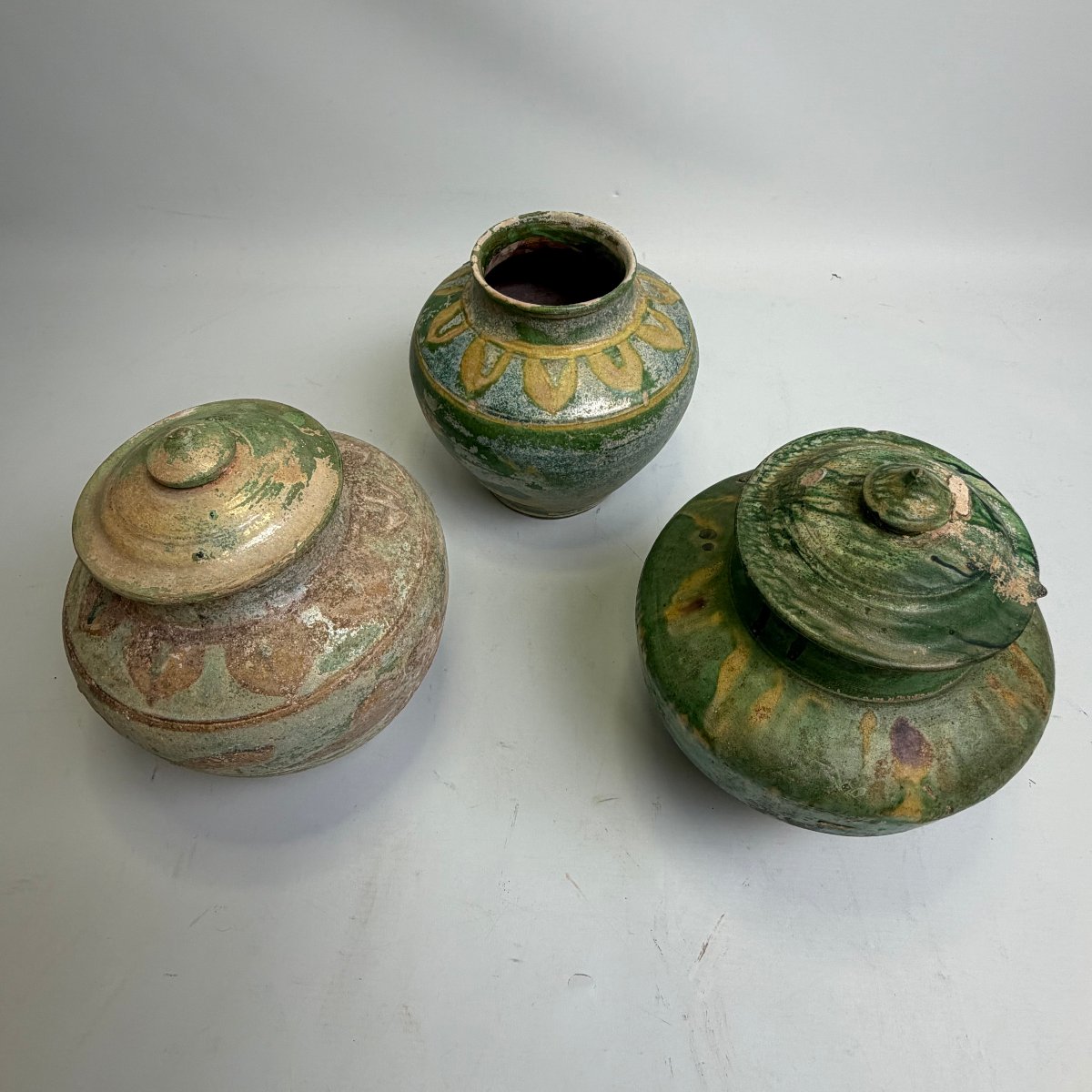 Three Antique Chinese Pottery Jars With Sancai Glaze -photo-7