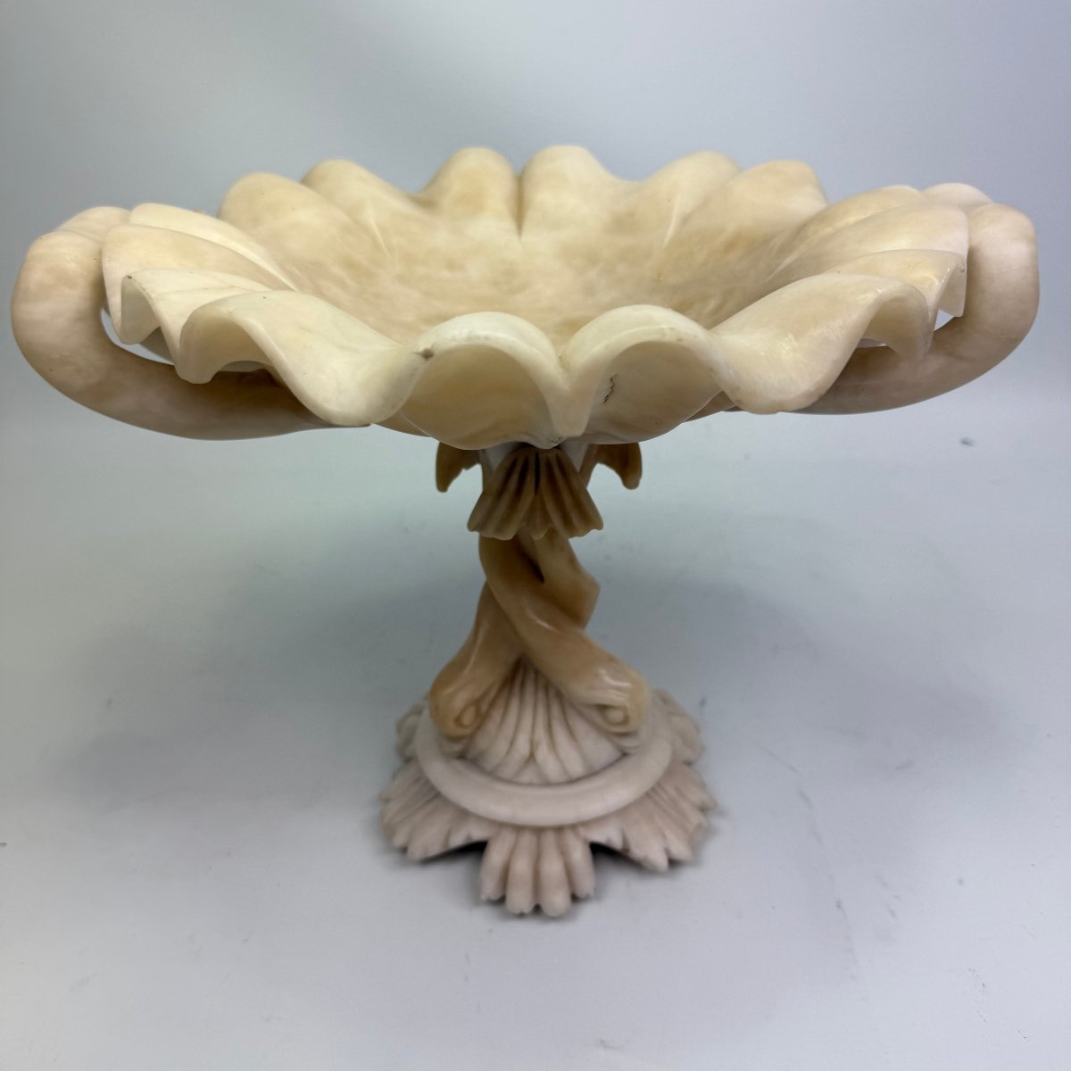 Tazza italienne en albâtre sculptée à la main 