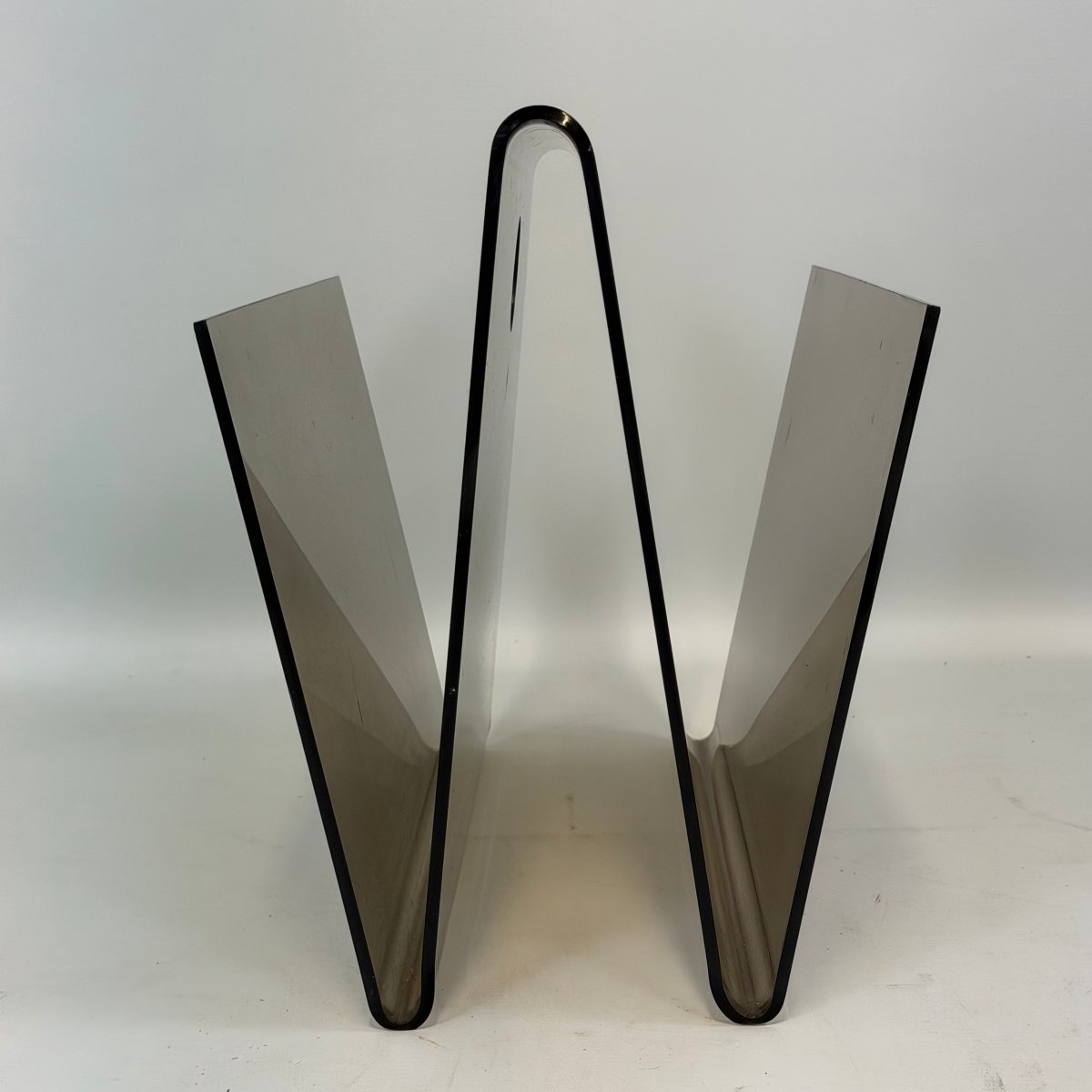 "space Age" Magazine Rack -photo-4