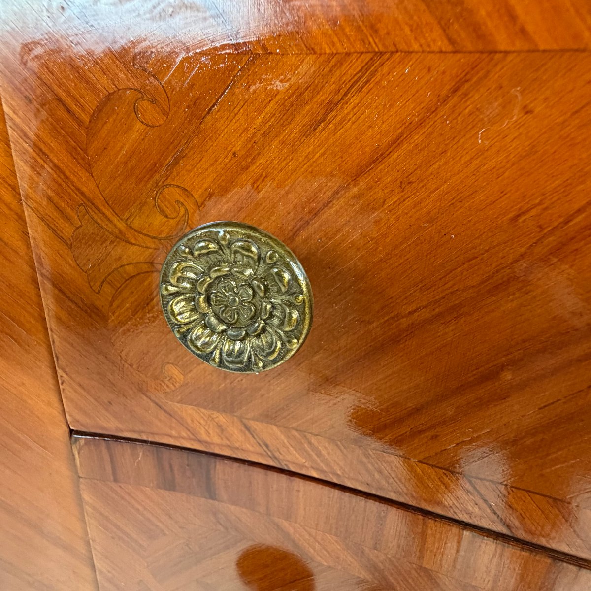 Louis XV-style Samainier With Floral Marquetry Motifs -photo-8