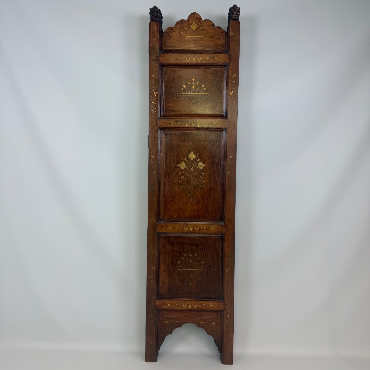 Indian Folding Screen Decorated With Inlaid Floral Motifs -photo-4