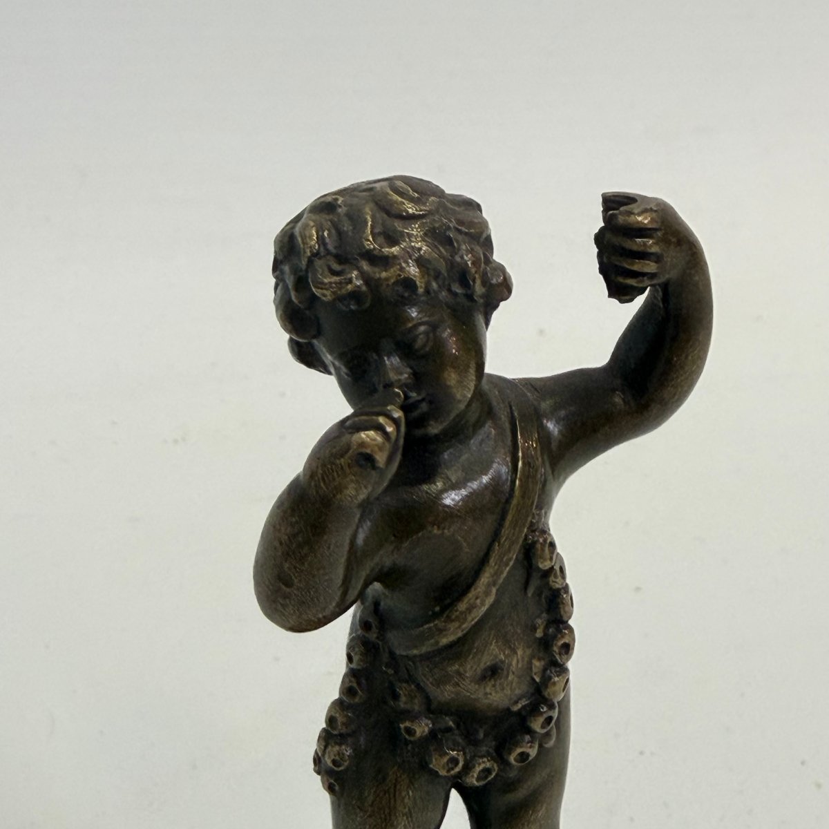 A Bronze "love" On An Onyx Pedestal-photo-2