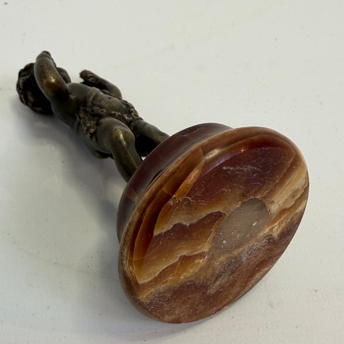 A Bronze "love" On An Onyx Pedestal-photo-2