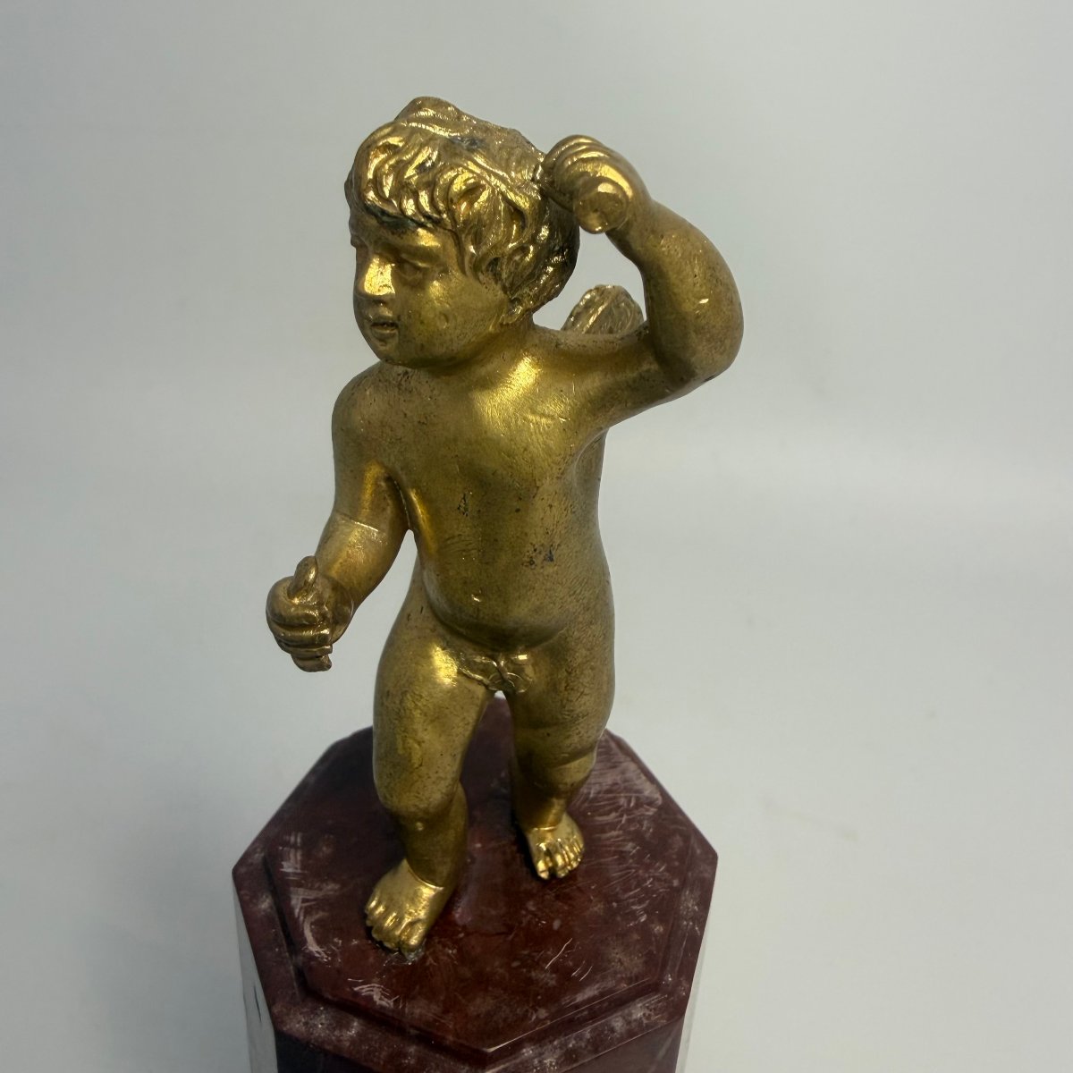 Ange en bronze doré sur socle de marbre -photo-8