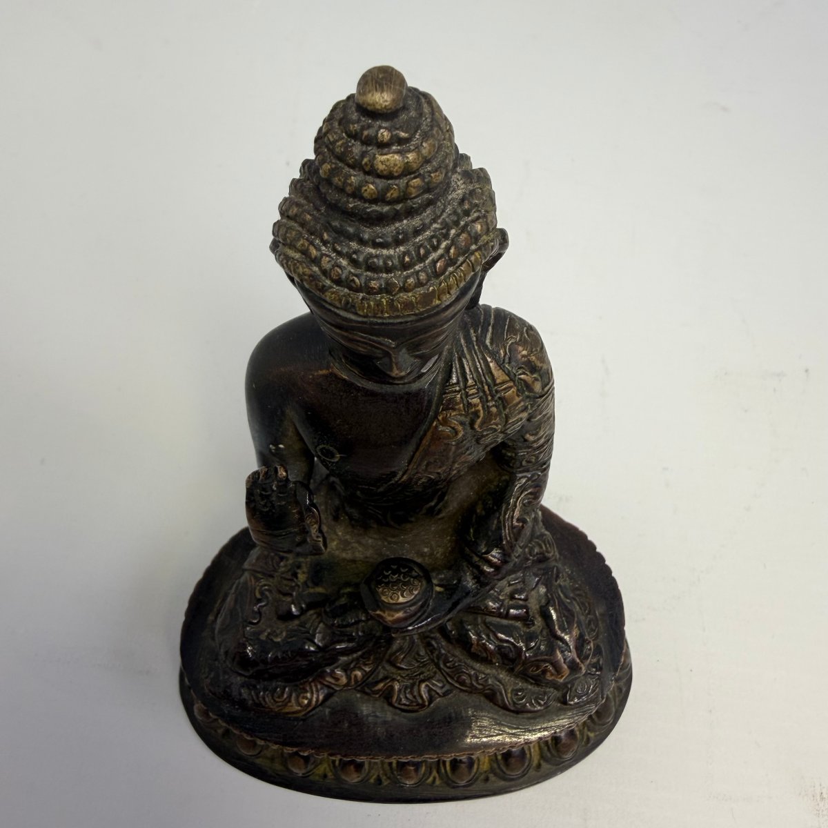 Ancient Bronze Statue Of Bhaisajyaguru Buddha, Bhaisajyaguru-photo-4