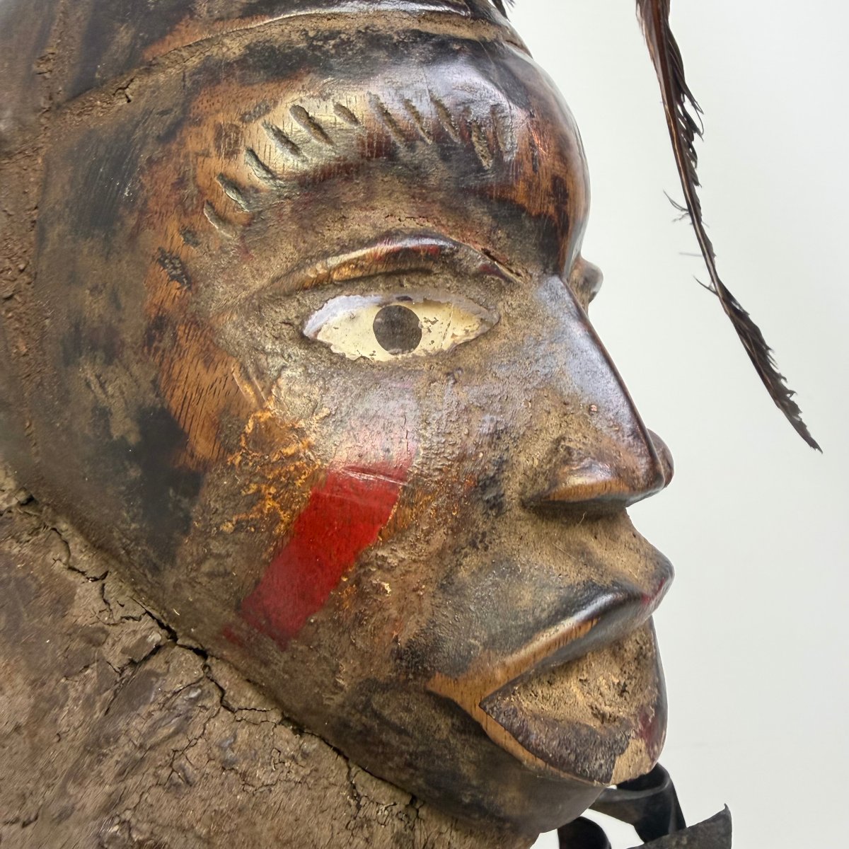 Large "nkisi Nkondi" Fetish Statue Of The Bakongo People, Adorned With Nails -photo-1