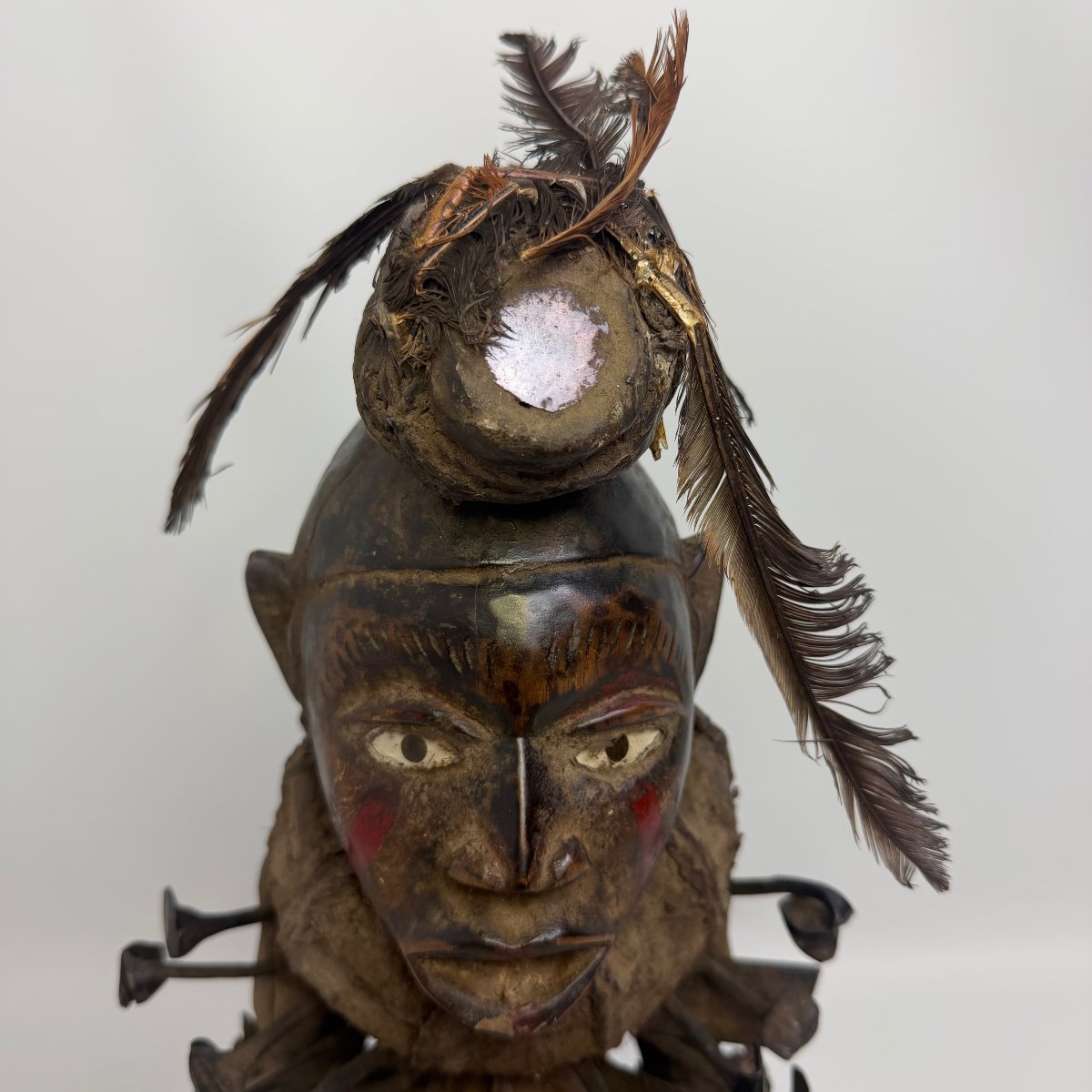 Large "nkisi Nkondi" Fetish Statue Of The Bakongo People, Adorned With Nails -photo-3