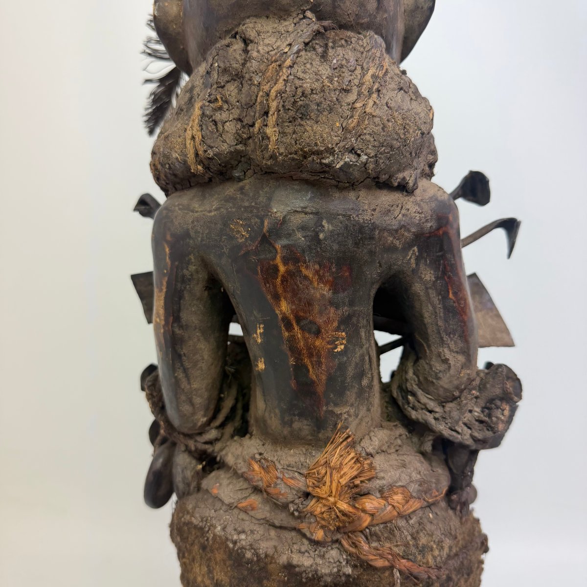 Large "nkisi Nkondi" Fetish Statue Of The Bakongo People, Adorned With Nails -photo-7