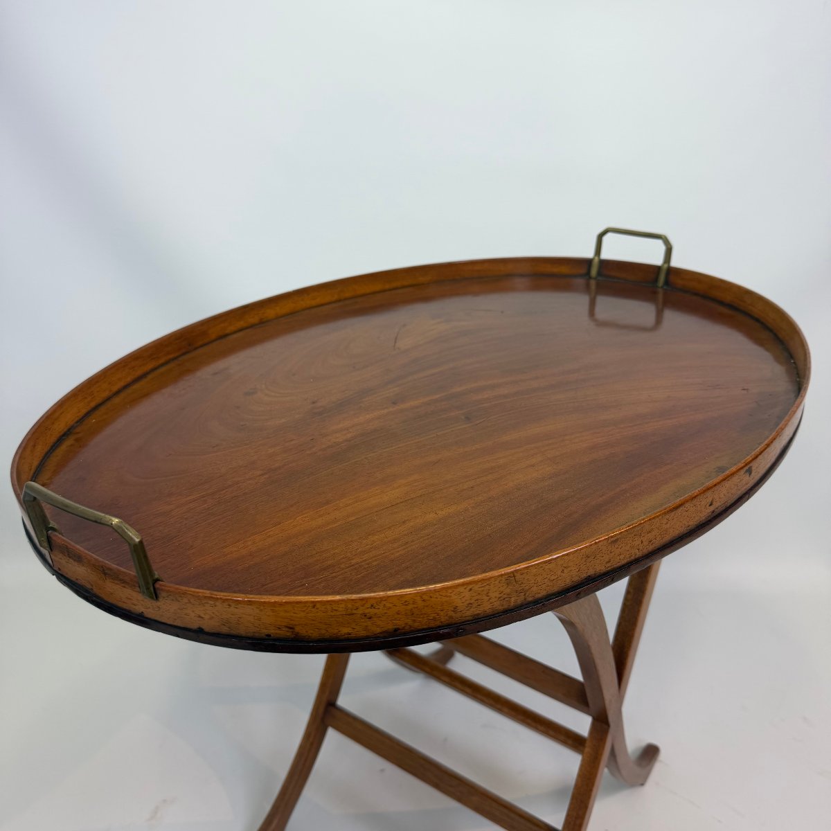 English-style Serving Table -photo-2