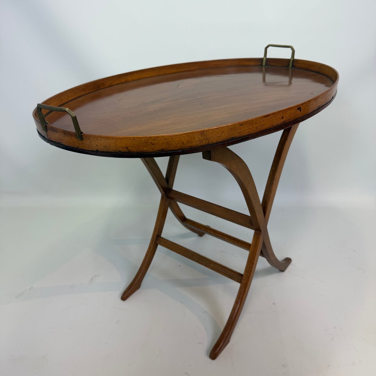 English-style Serving Table -photo-4