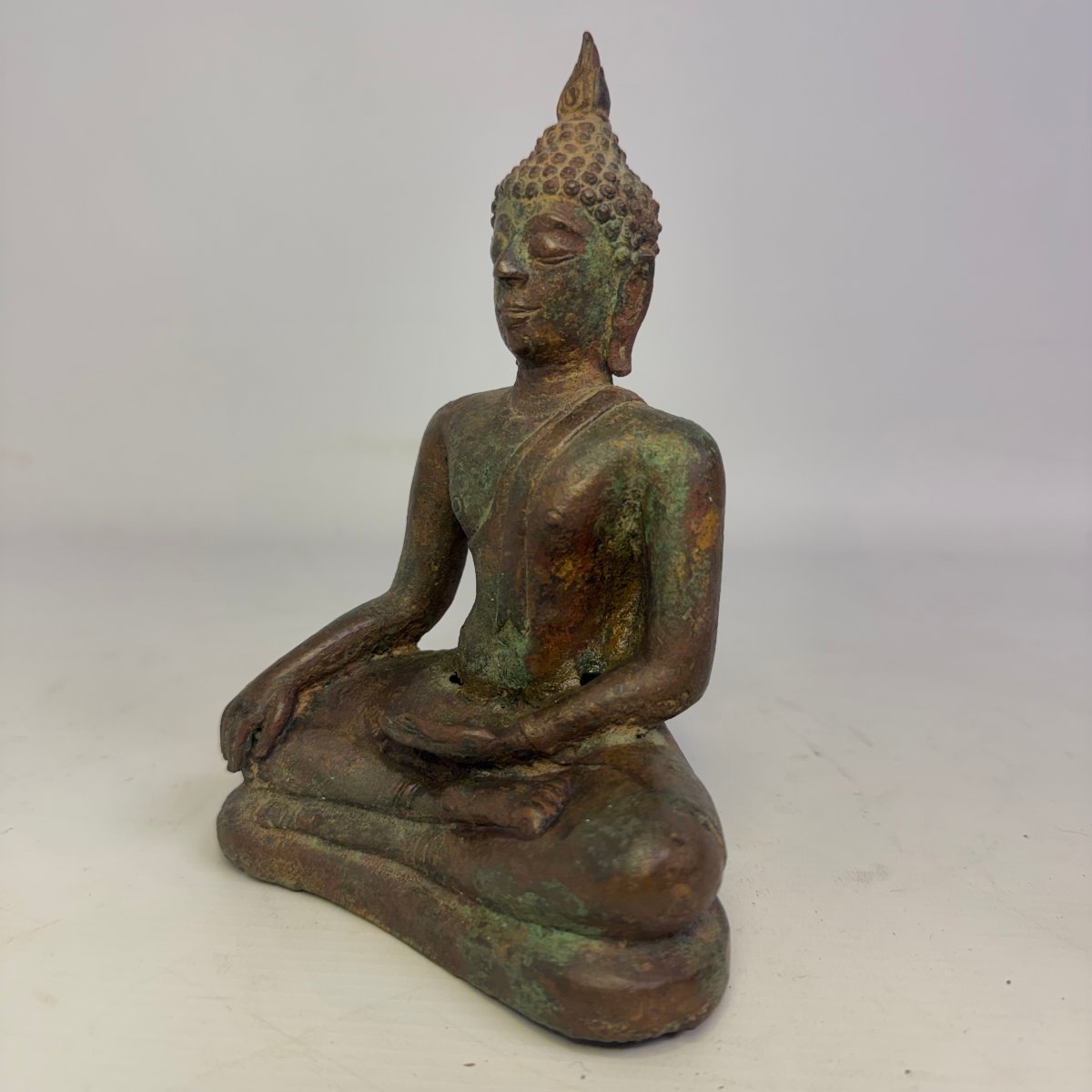 Bouddha thaïlandais Shakyamuni assis, en bronze -photo-2