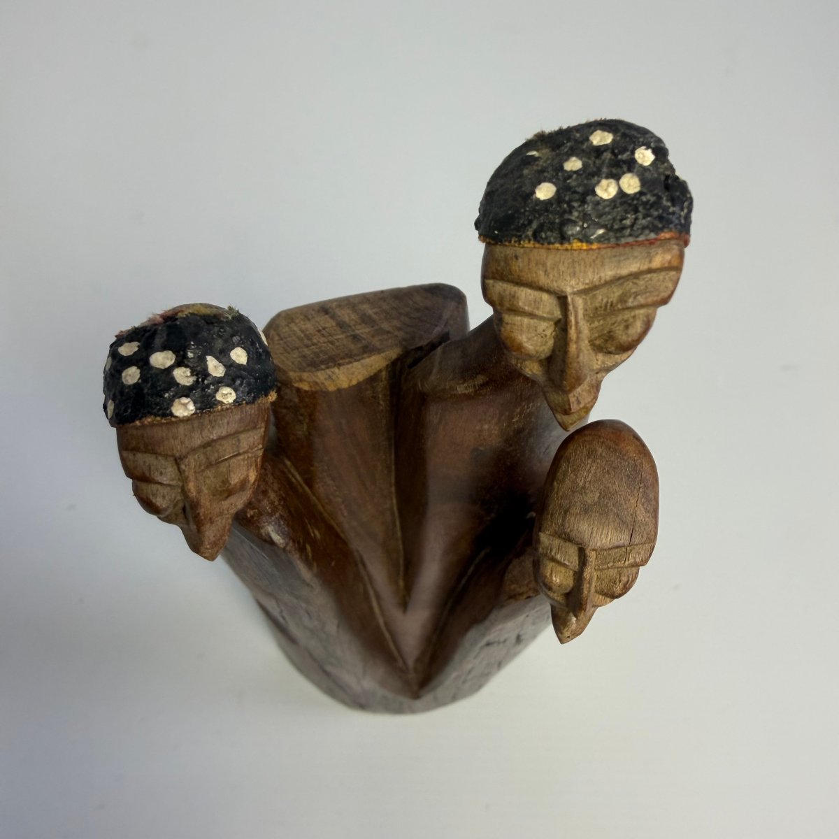 Sculpture tribale représentant un groupe familial de la tribu Makonde -photo-7