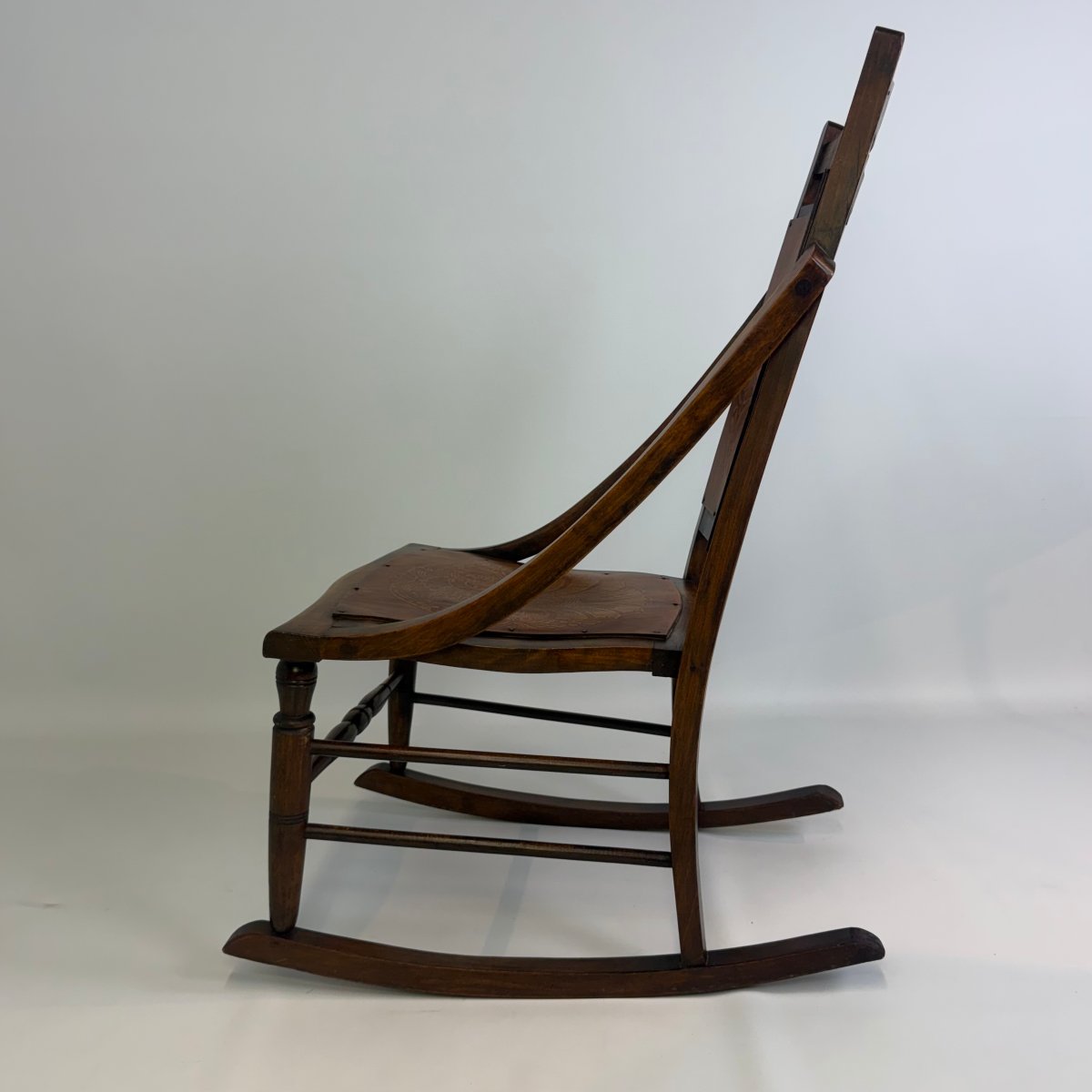 Antique Edwardian Rocking Chair With A “pressed Back” -photo-8
