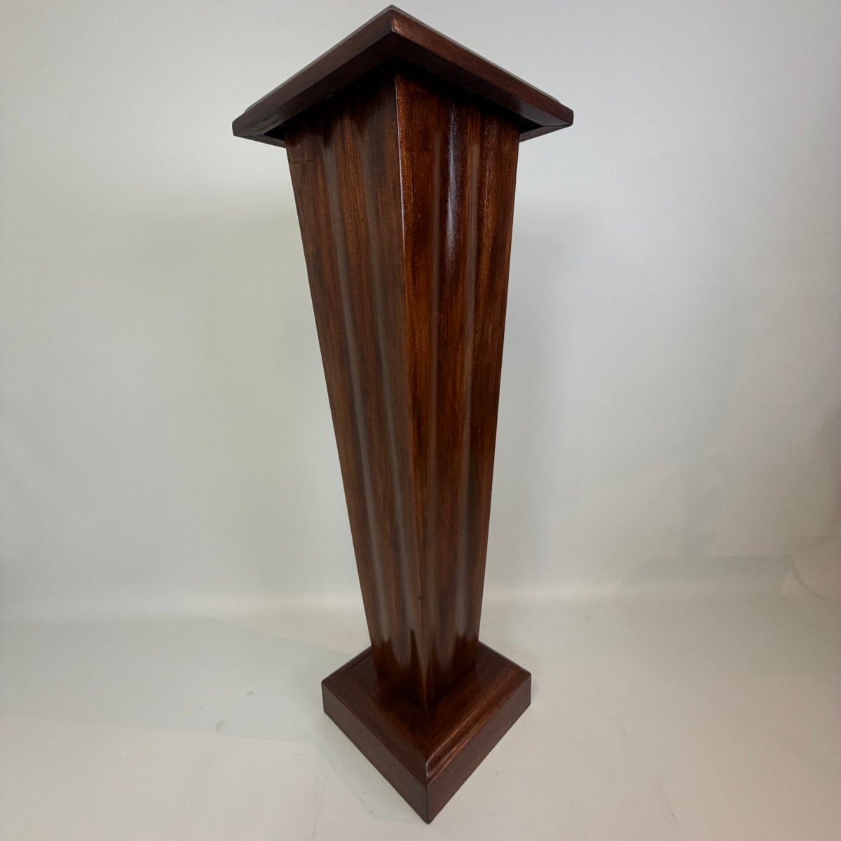 Art Deco Pedestal